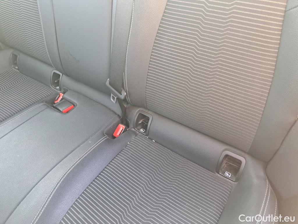  Mercedes  GLA MERCEDES-BENZ  / 2020 / 5P / todoterreno  250 e #10