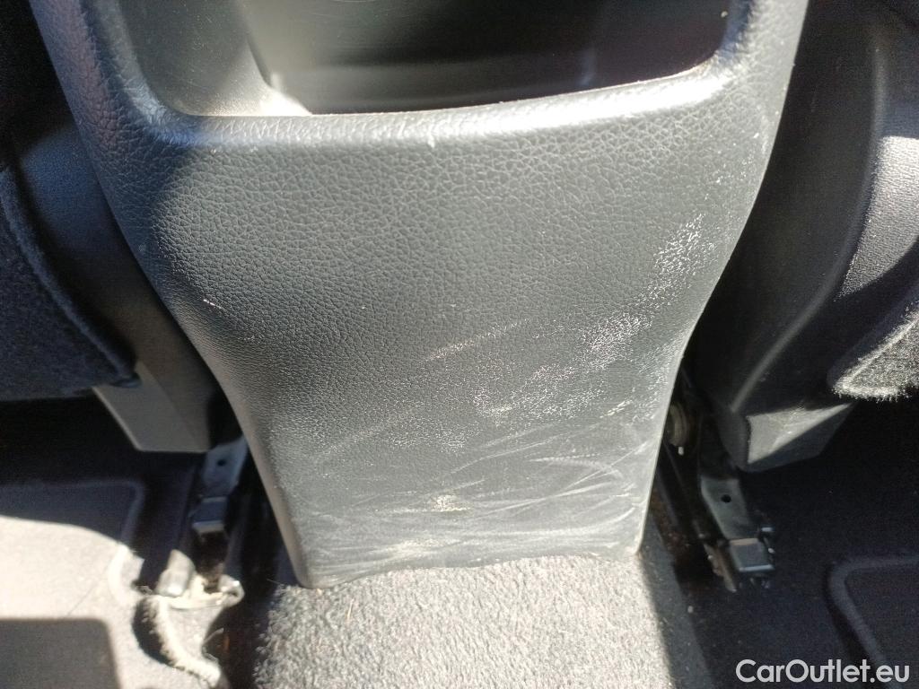  Nissan  Qashqai NISSAN  / 2017 / 5P / todoterreno dCi 85 kW (115 CV) E6D ACENTA #8