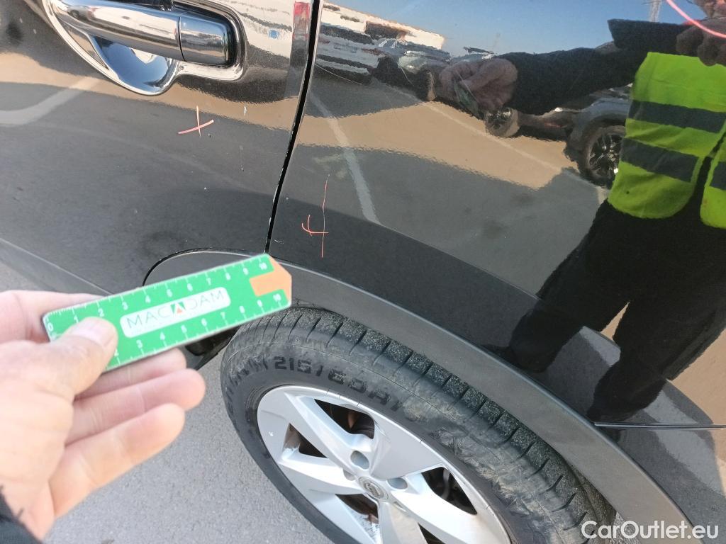  Nissan  Qashqai NISSAN  / 2017 / 5P / todoterreno DIG-T 103 kW (140 CV) E6D ACENTA #21