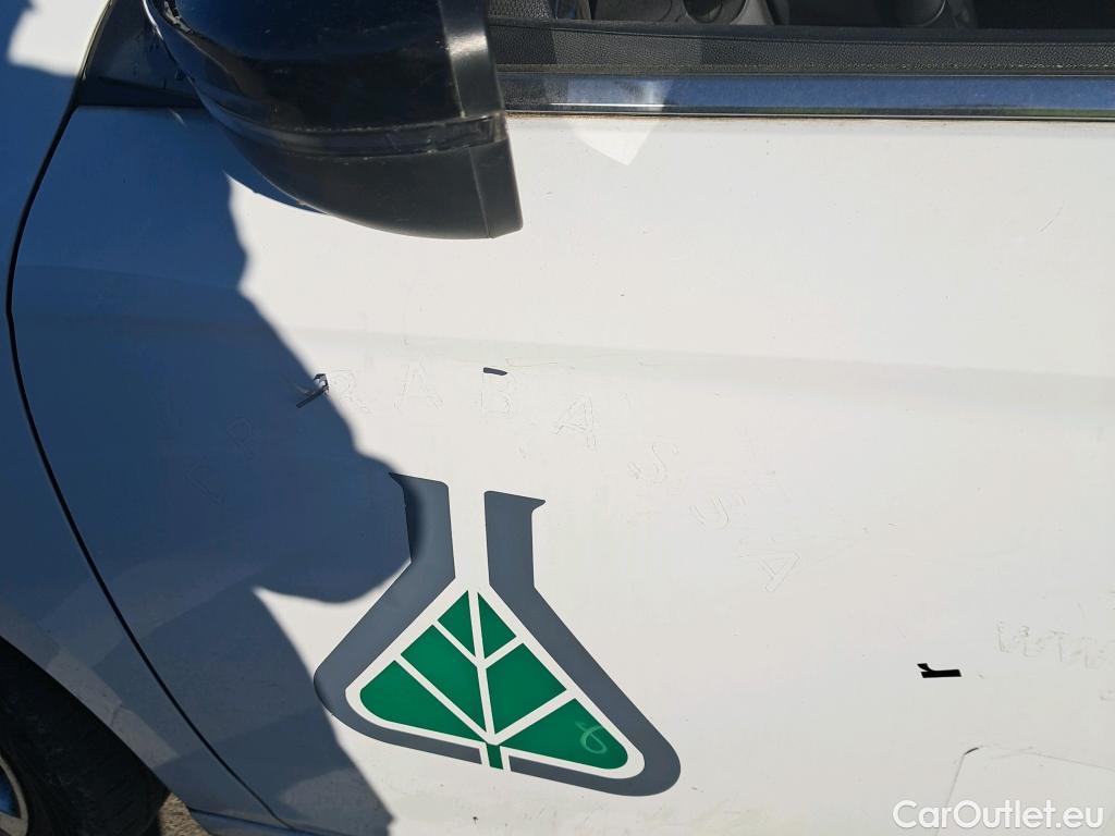  Opel  Corsa OPEL  1.2T XHL 74kW (100CV) Elegance #3