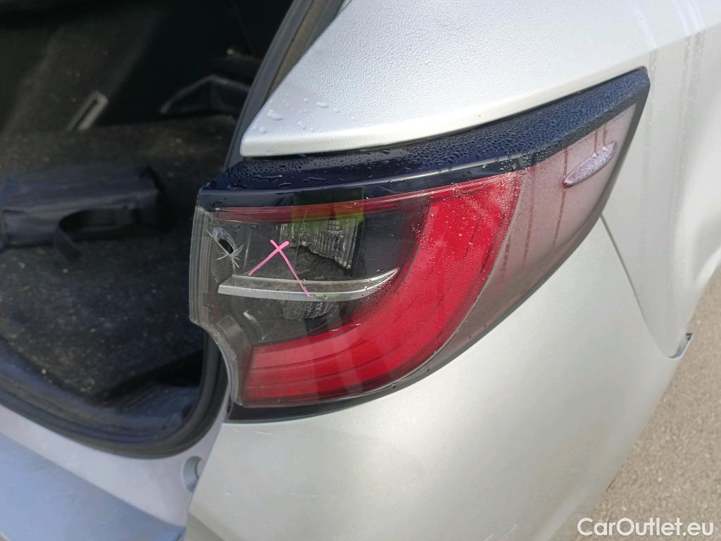  Toyota  Corolla TOYOTA  / 2019 / 5P / familiar 1.8 125H ACTIVE TECH E-CVT TOU SPORT #1