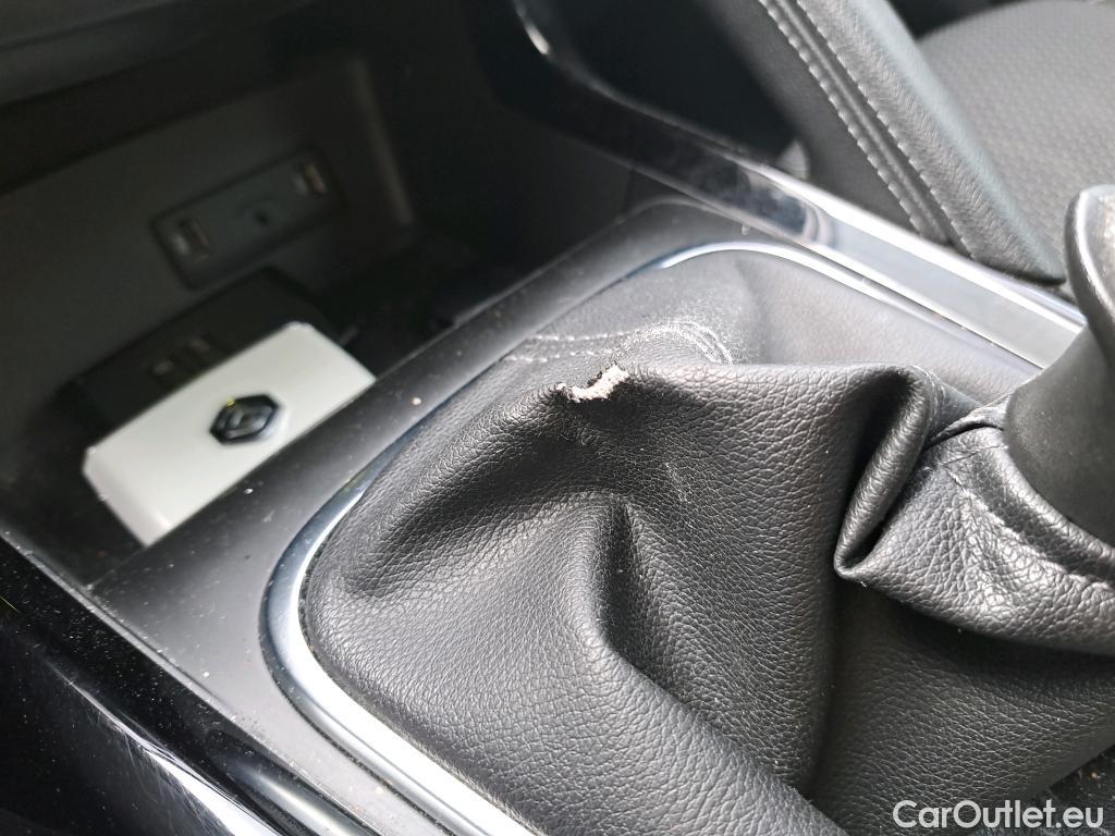  Renault  Kadjar RENAULT  / 2019 / 5P / crossover Business Tce GPF 103kW (140CV) #18