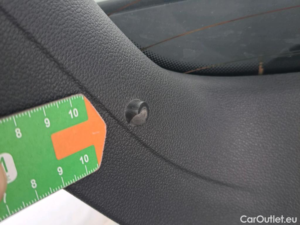  Volkswagen  Golf  VOLKSWAGEN / 2020 / 5P / berlina con portón Life 1.5 TSI 110kW (150CV) #16