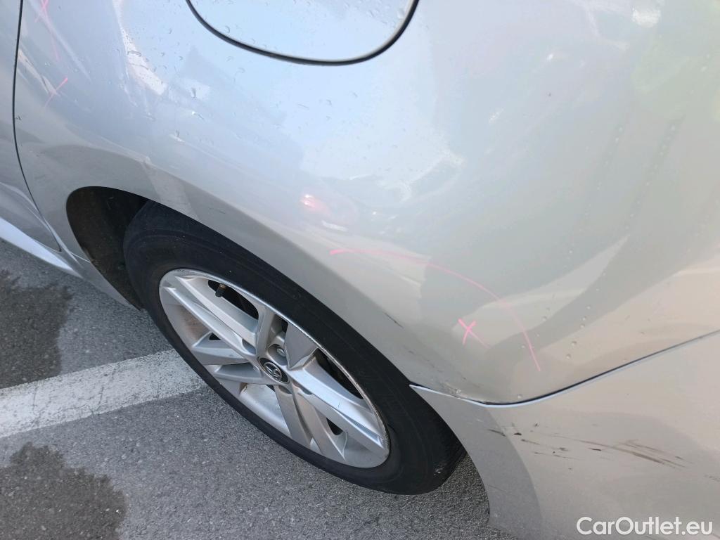  Toyota  Corolla TOYOTA  / 2019 / 5P / familiar 1.8 125H ACTIVE TECH E-CVT TOU SPORT #10