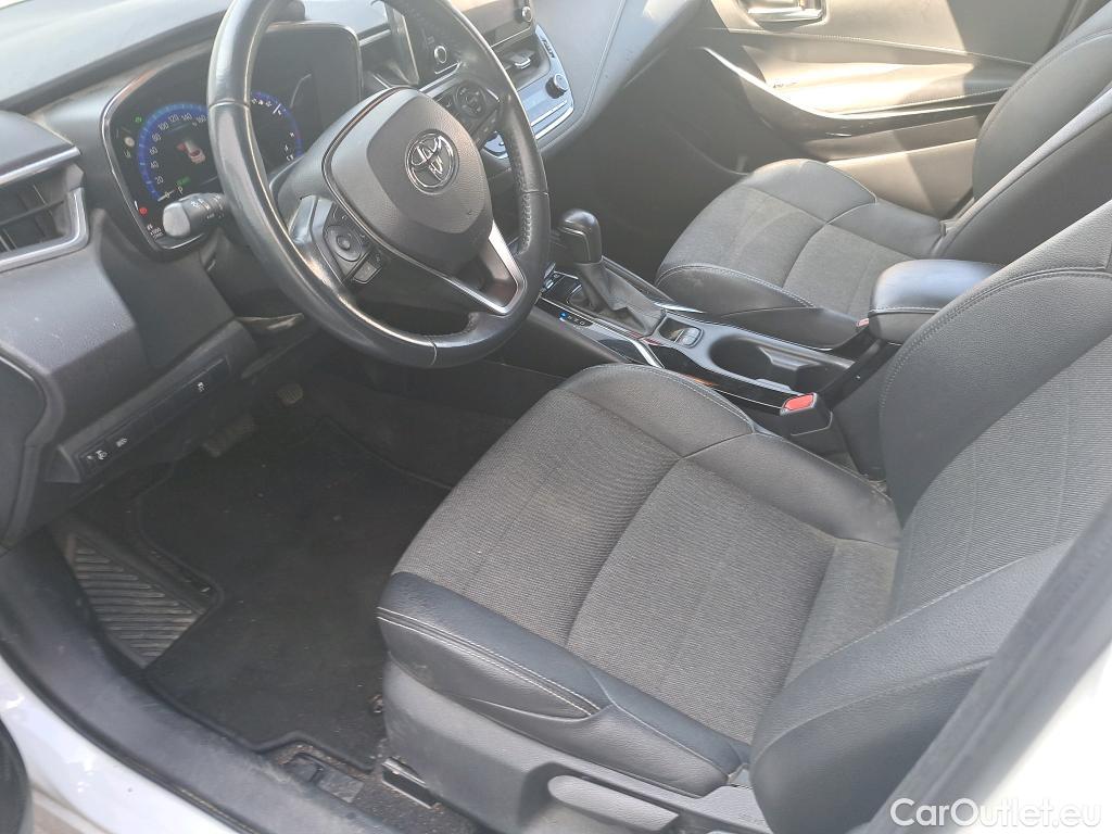  Toyota  Corolla TOYOTA  / 2019 / 5P / familiar 2.0 180H STYLE E-CVT TOURING SPORT #26