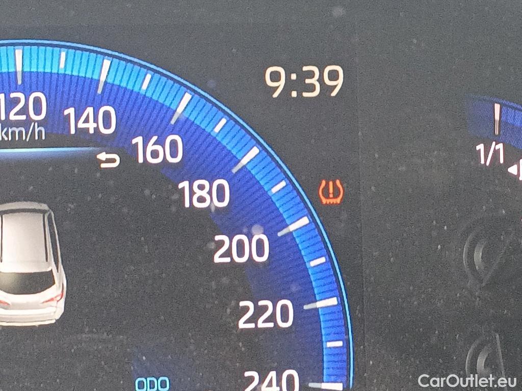  Toyota  Corolla TOYOTA  / 2019 / 5P / familiar 1.8 125H ACTIVE TECH E-CVT TOU SPORT #50