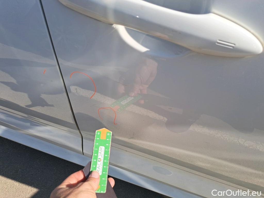  Toyota  Corolla TOYOTA  / 2019 / 5P / familiar 2.0 180H STYLE E-CVT TOURING SPORT #12