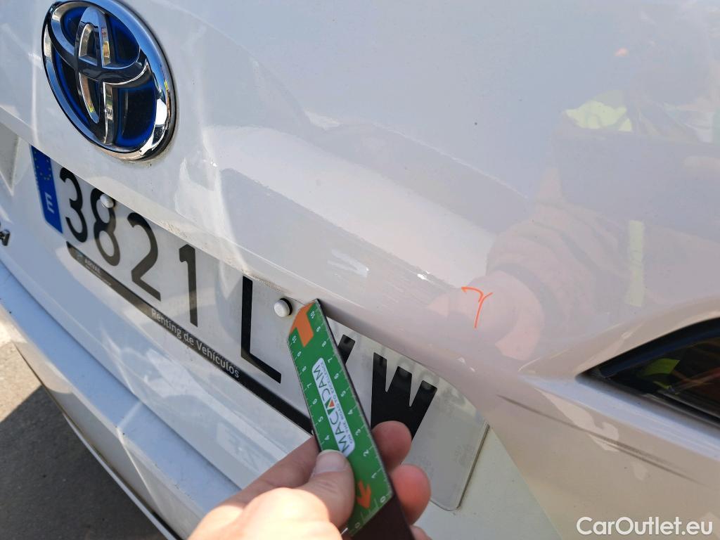  Toyota  Corolla TOYOTA  / 2019 / 5P / familiar 2.0 180H STYLE E-CVT TOURING SPORT #40