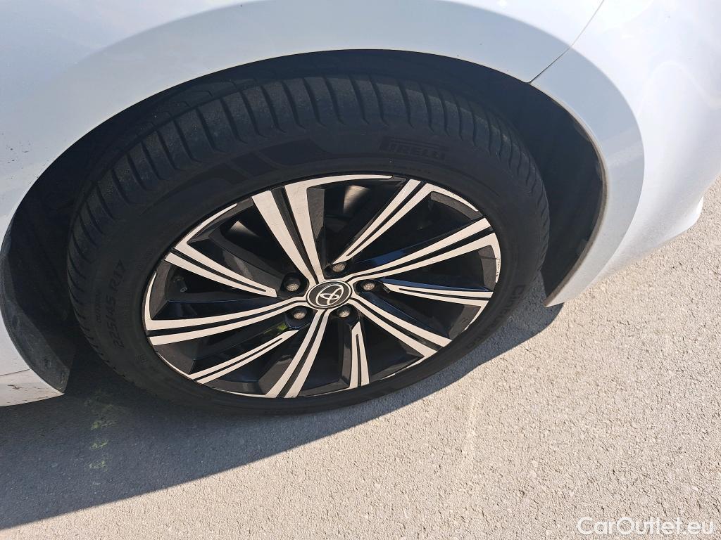  Toyota  Corolla TOYOTA  / 2019 / 5P / familiar 2.0 180H STYLE E-CVT TOURING SPORT #5