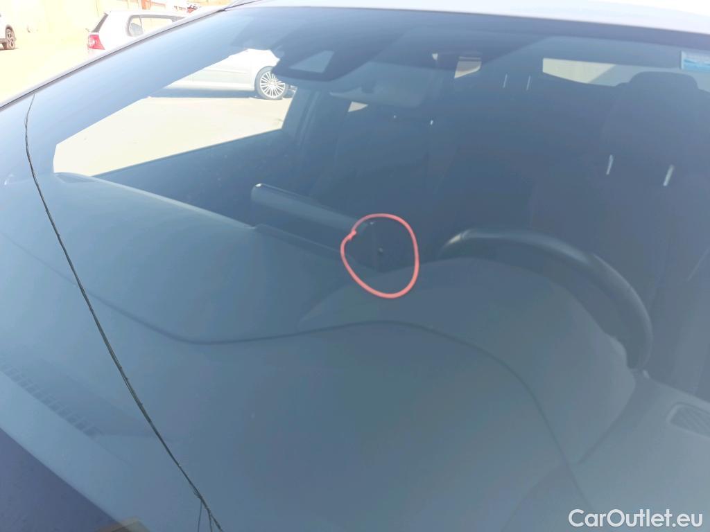  Toyota  Corolla TOYOTA  / 2019 / 5P / familiar 1.8 125H ACTIVE TECH E-CVT TOU SPORT #1