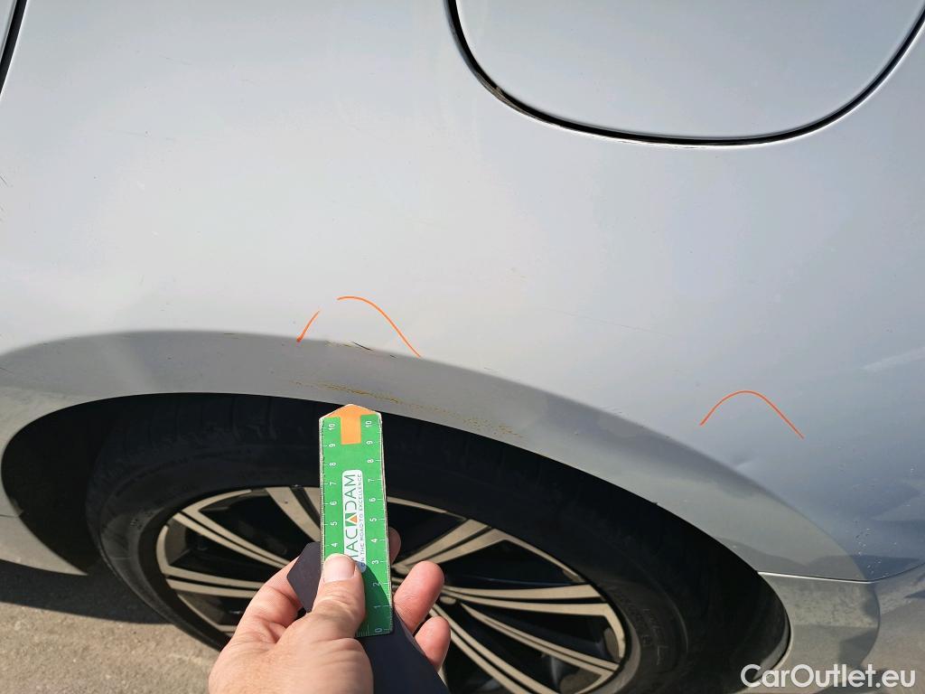  Toyota  Corolla TOYOTA  / 2019 / 5P / familiar 2.0 180H STYLE E-CVT TOURING SPORT #10