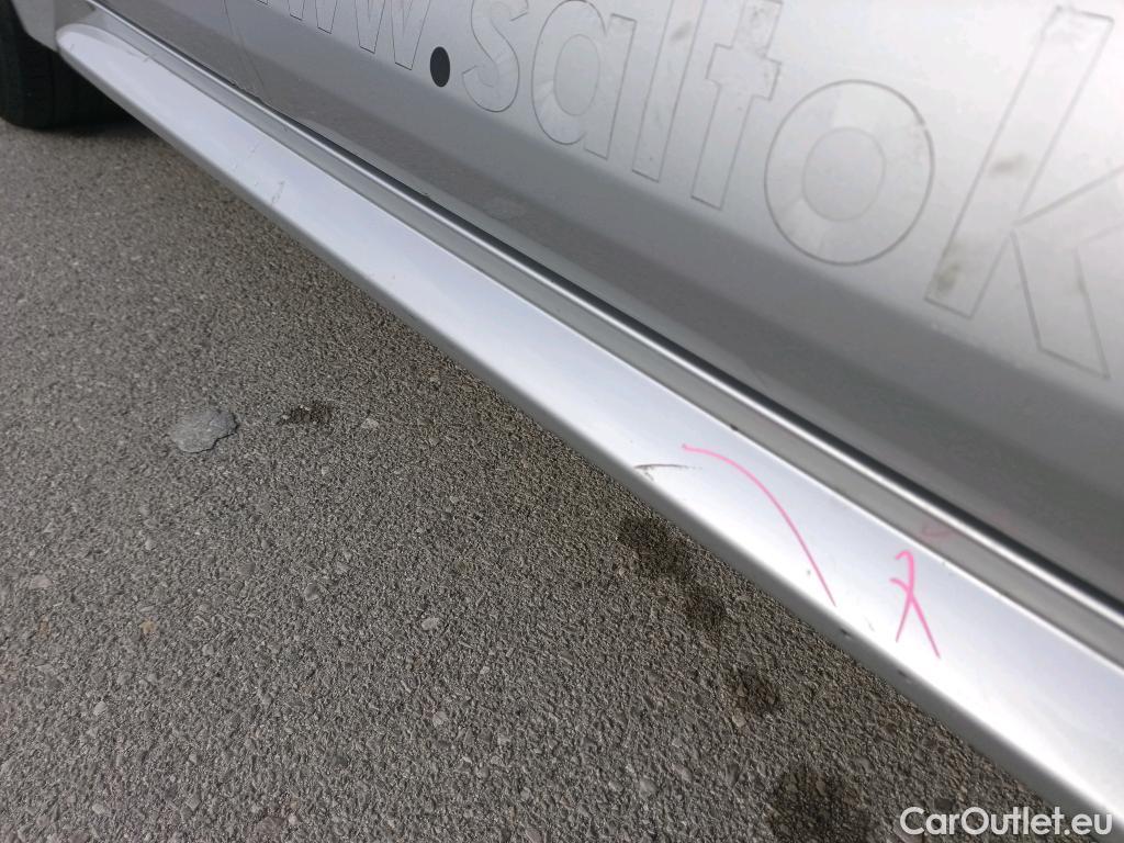  Toyota  Corolla TOYOTA  / 2019 / 5P / familiar 1.8 125H ACTIVE TECH E-CVT TOU SPORT #28