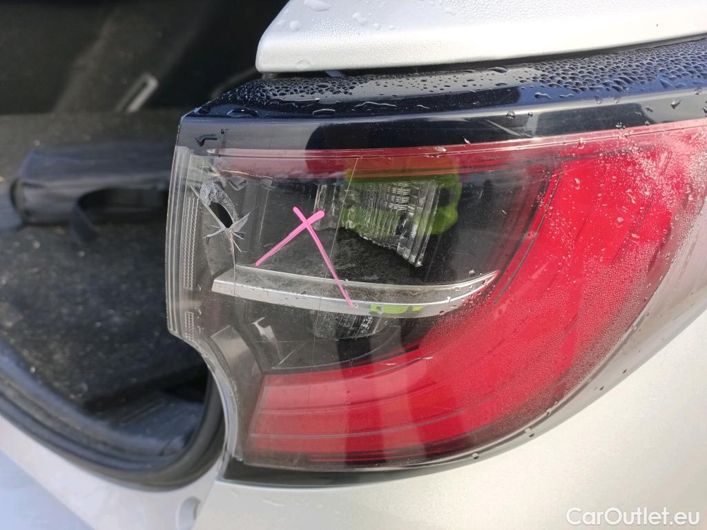  Toyota  Corolla TOYOTA  / 2019 / 5P / familiar 1.8 125H ACTIVE TECH E-CVT TOU SPORT #2