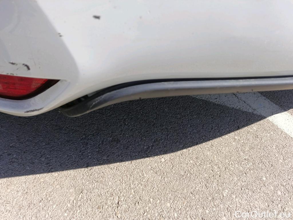  Renault  Zoe RENAULT  / 2013 / 5P / berlina con portón Life 40 R90 (CX) #24