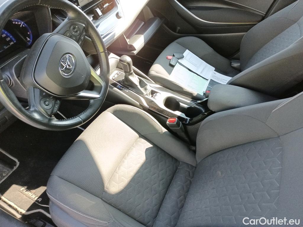  Toyota  Corolla TOYOTA  / 2019 / 5P / familiar 1.8 125H ACTIVE TECH E-CVT TOU SPORT #10