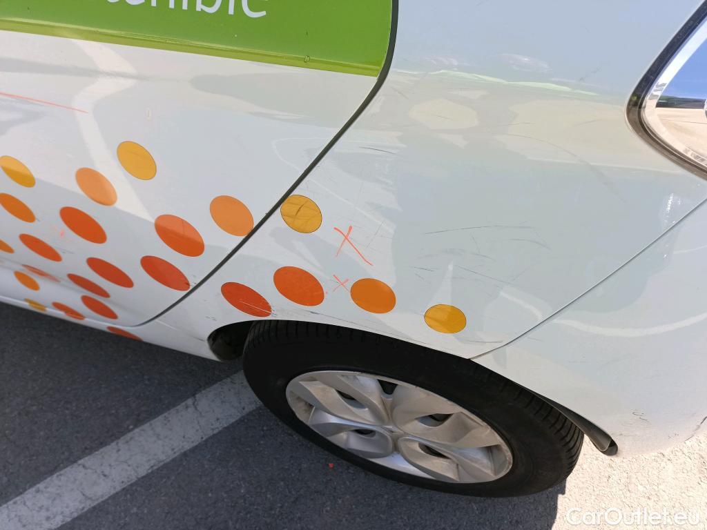  Renault  Zoe RENAULT  / 2013 / 5P / berlina con portón Life 40 R90 (CX) #1