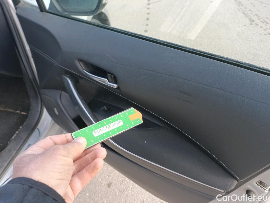  Toyota  Corolla TOYOTA  / 2019 / 5P / familiar 1.8 125H ACTIVE TECH E-CVT TOU SPORT #33