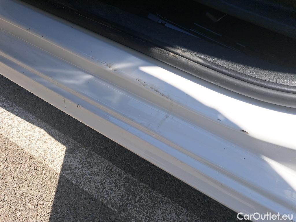  Skoda  KAMIQ SKODA  1.0 TSI 81kW (110CV) DSG Ambition (CX) #16