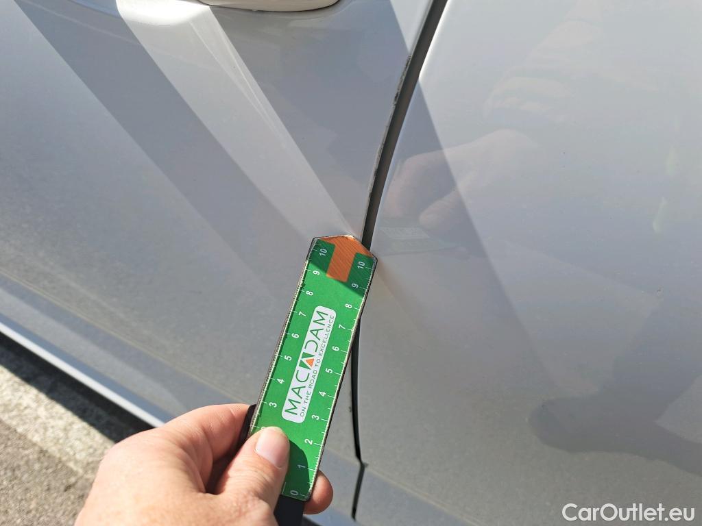  Skoda  KAMIQ SKODA  1.0 TSI 81kW (110CV) DSG Ambition (CX) #8