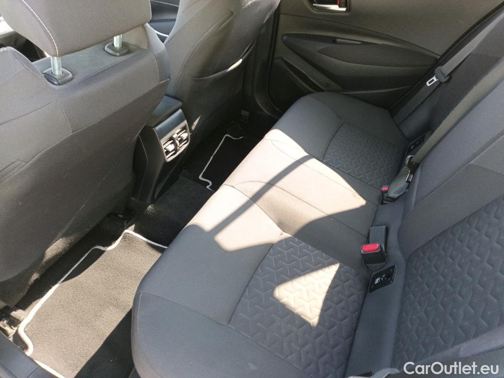  Toyota  Corolla TOYOTA  / 2019 / 5P / familiar 1.8 125H ACTIVE TECH E-CVT TOU SPORT #9