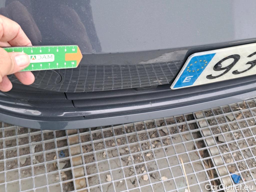  Volkswagen  Golf  VOLKSWAGEN / 2020 / 5P / berlina con portón Life 1.5 TSI 110kW (150CV) #10