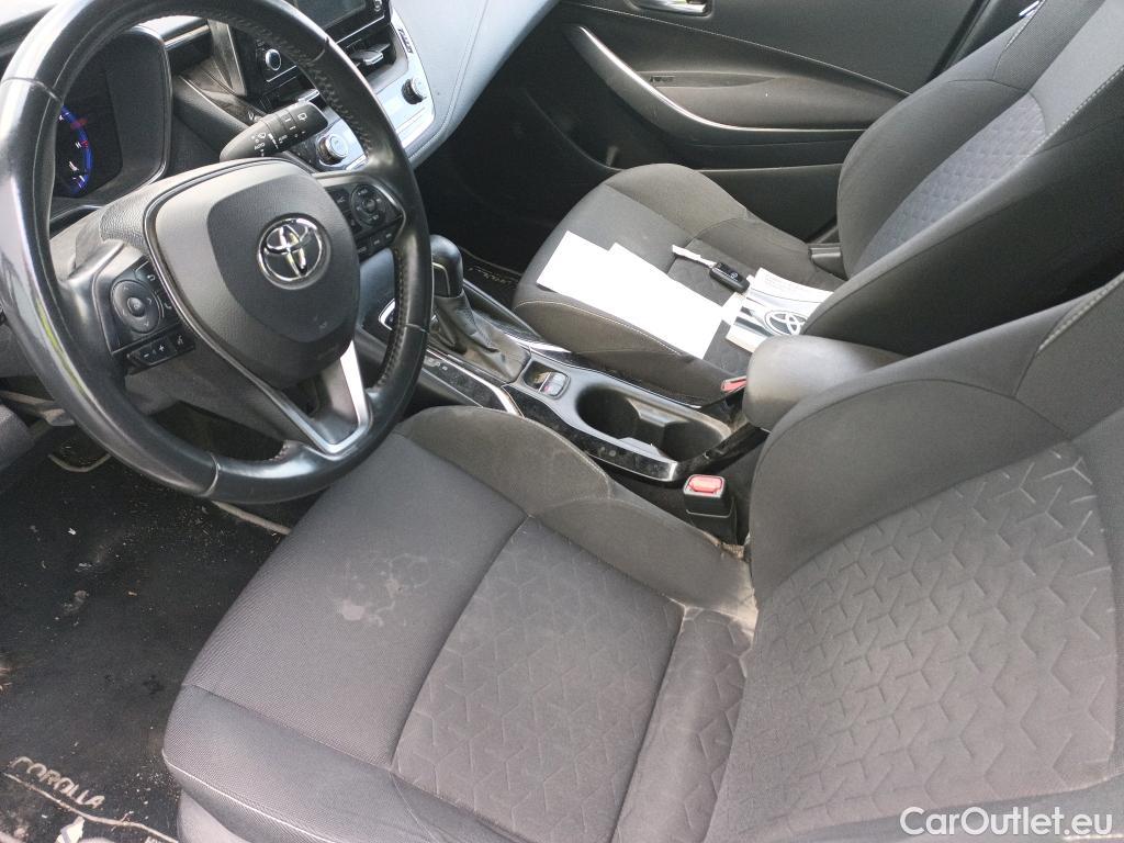  Toyota  Corolla TOYOTA  / 2019 / 5P / familiar 1.8 125H ACTIVE TECH E-CVT TOU SPORT #25