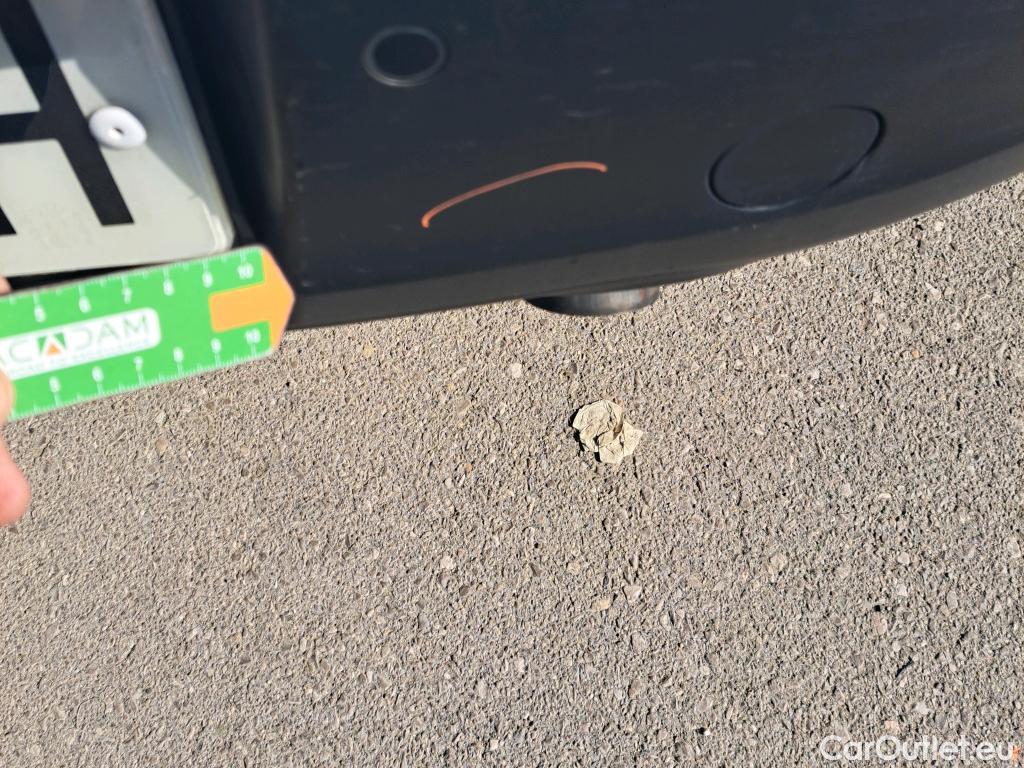  Peugeot  208 PEUGEOT  / 2019 / 5P / berlina con portón BlueHDi 73kW (100CV) Active Pack (AC2) #19