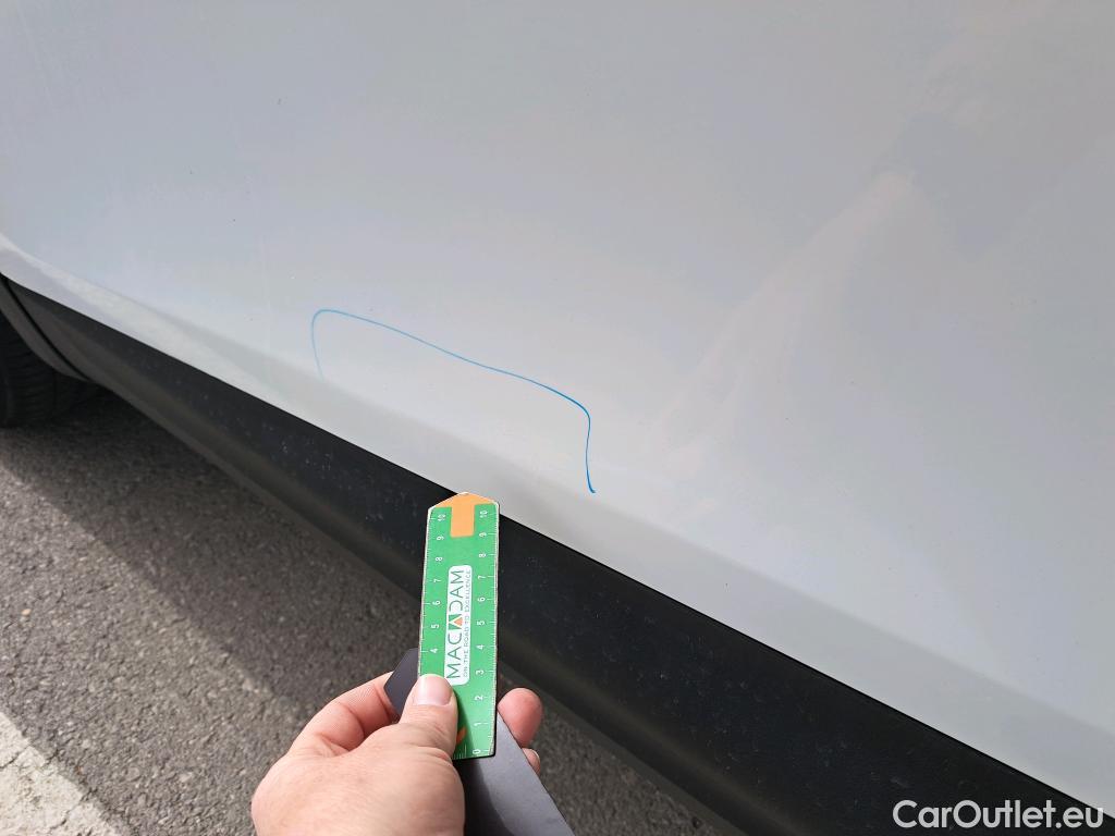  Renault  Kadjar RENAULT  / 2019 / 5P / crossover Business Tce GPF 103kW (140CV) #4