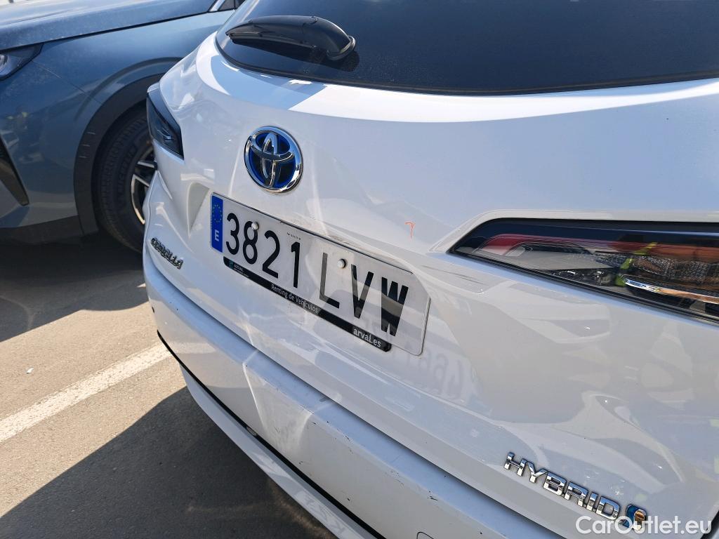  Toyota  Corolla TOYOTA  / 2019 / 5P / familiar 2.0 180H STYLE E-CVT TOURING SPORT #39