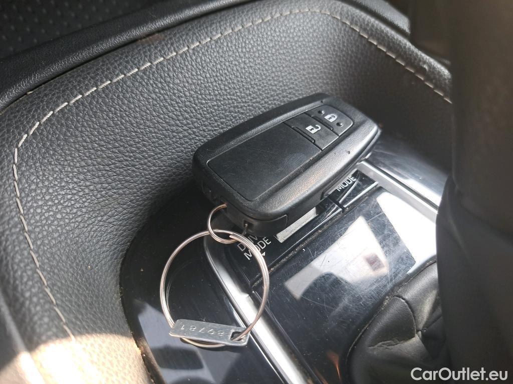  Toyota  Corolla TOYOTA  / 2019 / 5P / familiar 2.0 180H STYLE E-CVT TOURING SPORT #2