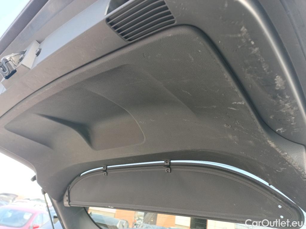  Toyota  Corolla TOYOTA  / 2019 / 5P / familiar 1.8 125H ACTIVE TECH E-CVT TOU SPORT #41