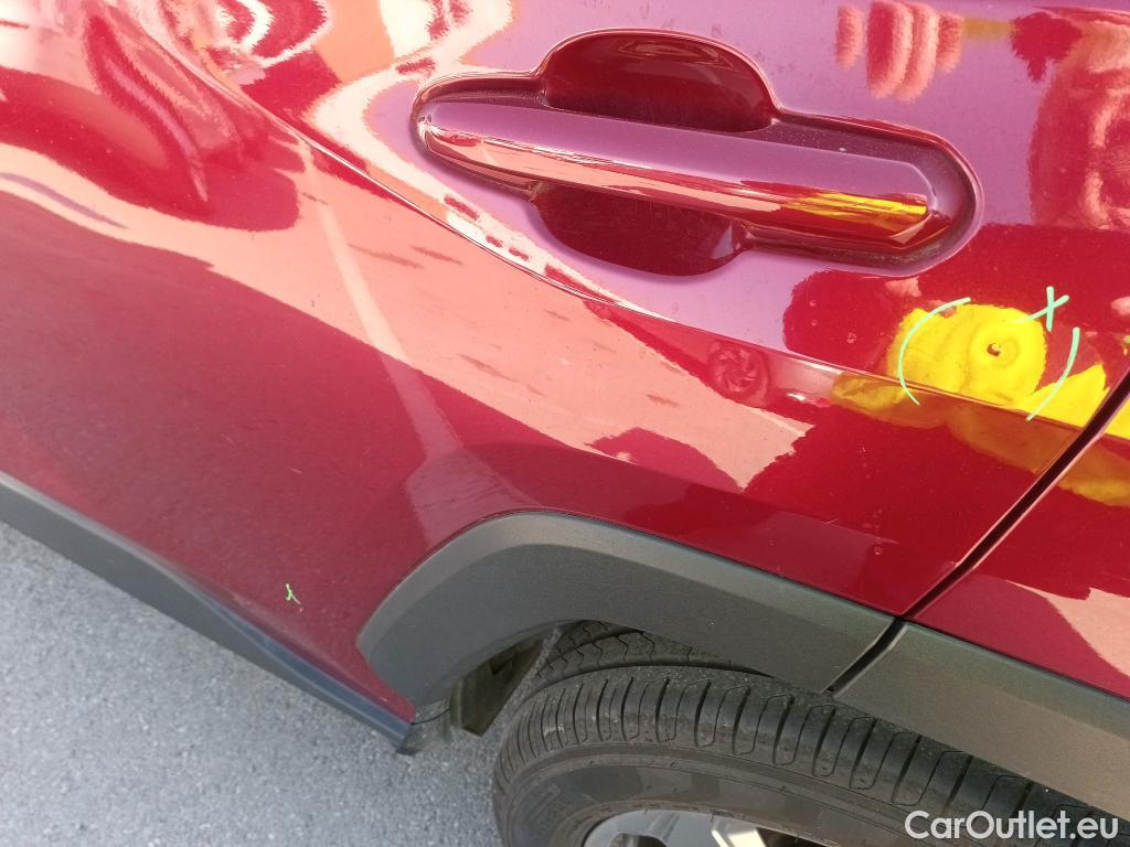  Toyota  RAV4 TOYOTA  / 2018 / 5P / todoterreno 2.5l 220H Advance #10