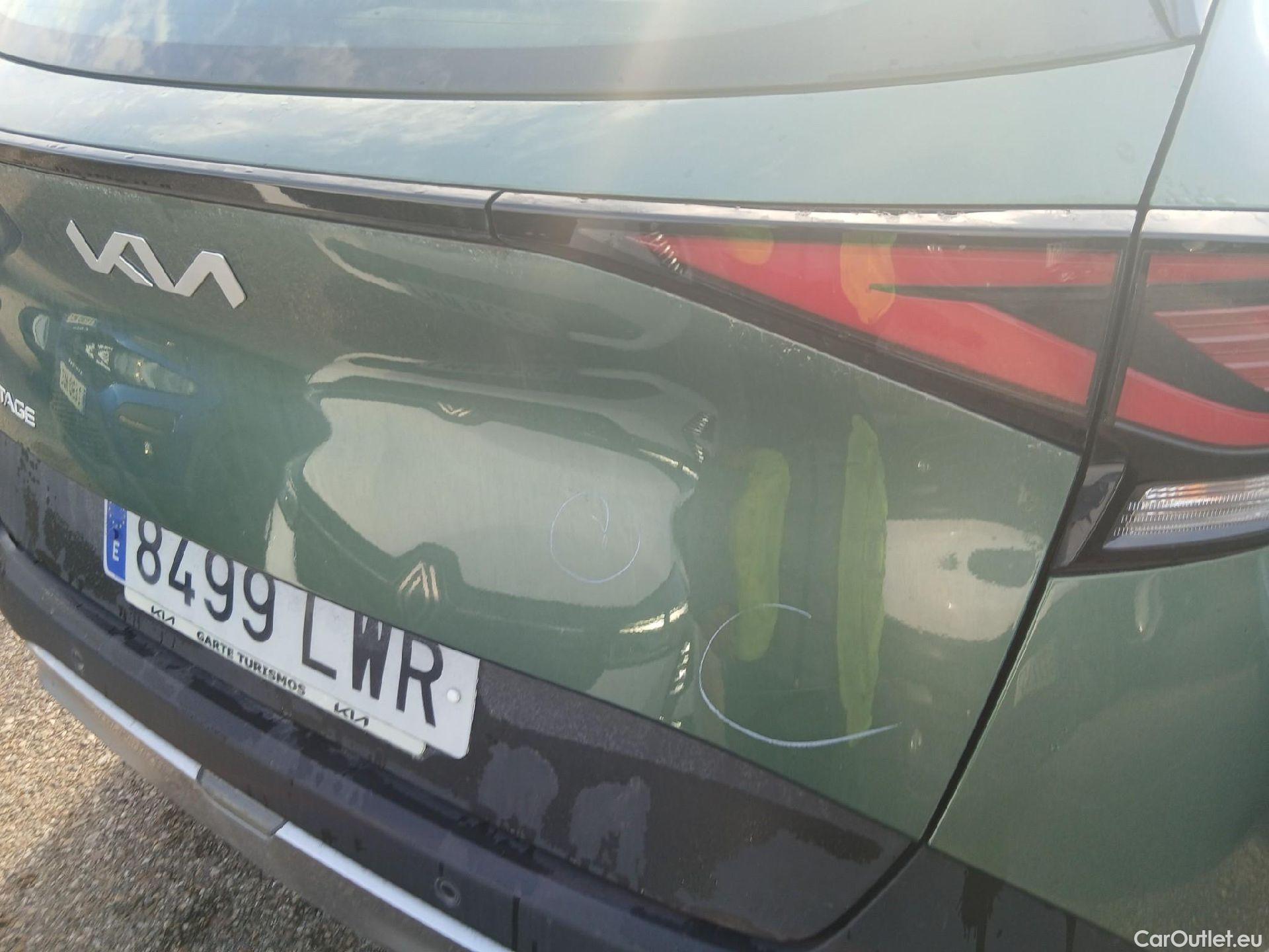  KIA  Sportage KIA  / 2022 / 5P / todoterreno 1.6 T-GDi MHEV 110kW (150CV) Drive 4x2 #22