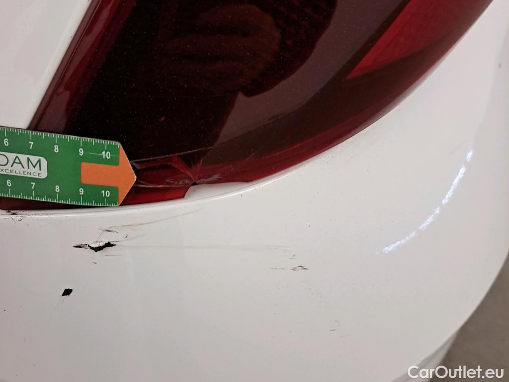  Hyundai  i20 HYUNDAI  / 2020 / 5P / berlina con portón 1.0 TGDI 74kW (100CV) 48V Essence #4