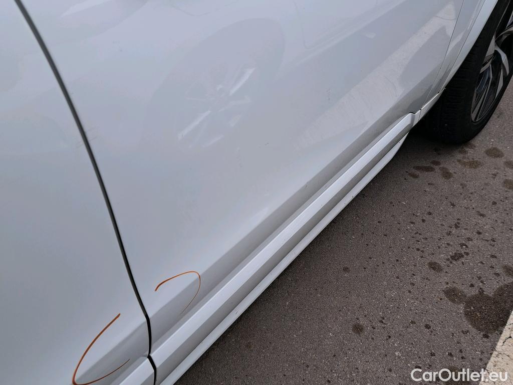  Volvo  XC90 VOLVO  / 2019 / 5P / todoterreno 2.0 T8 AWD Recharge R-Design Auto #11