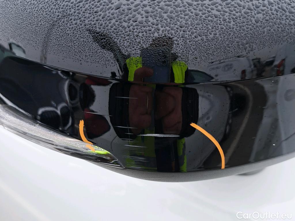  Volvo  XC90 VOLVO  / 2019 / 5P / todoterreno 2.0 T8 AWD Recharge R-Design Auto #22