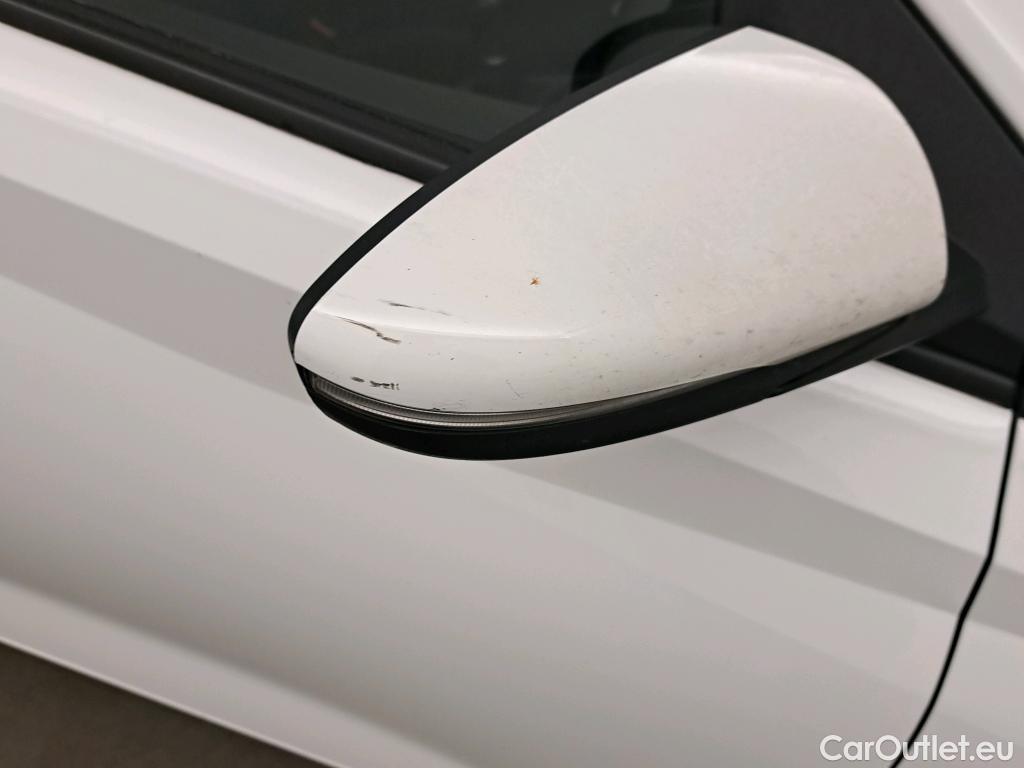  Hyundai  i20 HYUNDAI  / 2020 / 5P / berlina con portón 1.0 TGDI 74kW (100CV) 48V Essence #32