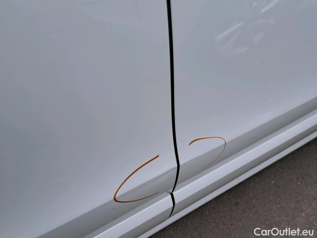  Volvo  XC90 VOLVO  / 2019 / 5P / todoterreno 2.0 T8 AWD Recharge R-Design Auto #9