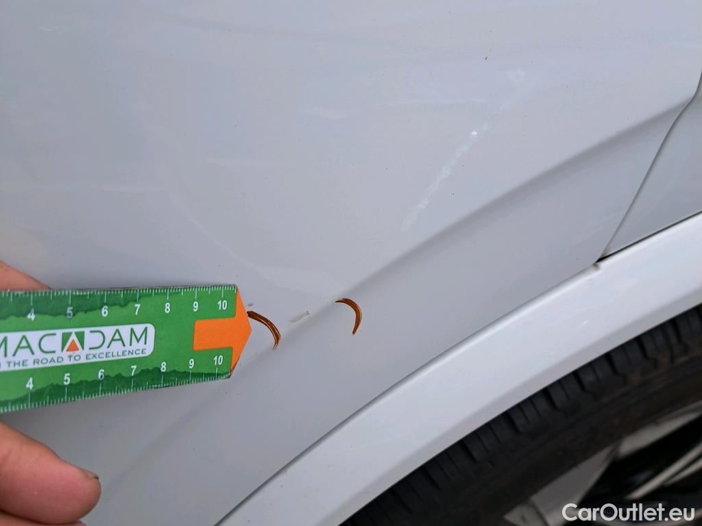  Volvo  XC90 VOLVO  / 2019 / 5P / todoterreno 2.0 T8 AWD Recharge R-Design Auto #26