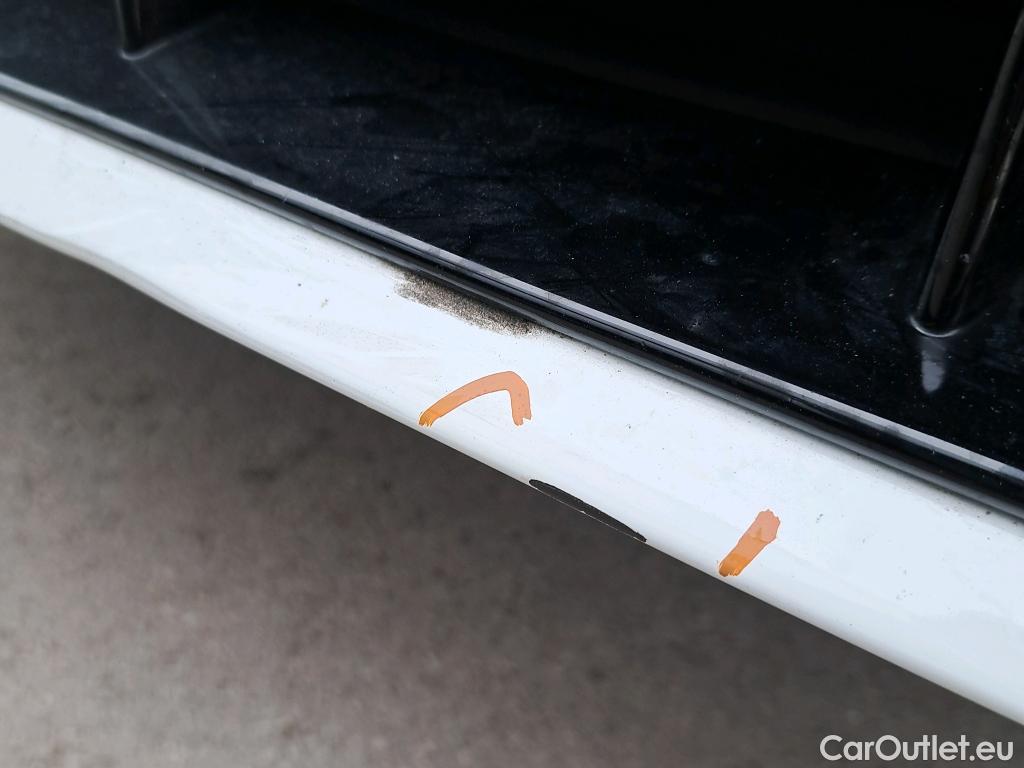  Volvo  XC90 VOLVO  / 2019 / 5P / todoterreno 2.0 T8 AWD Recharge R-Design Auto #30