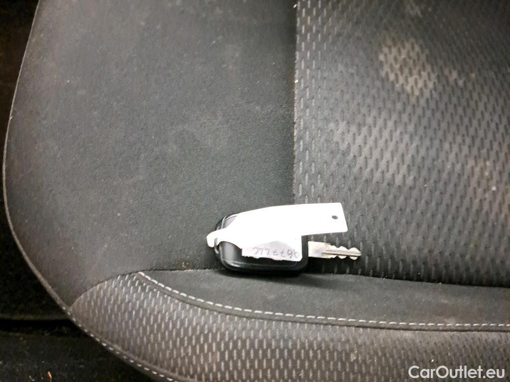  Dacia  Duster DACIA  / 2018 / 5P / todoterreno Comfort Blue dCi 85kW (115CV) 4X4 #2