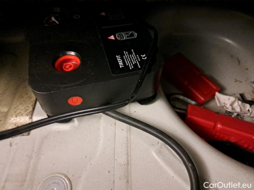  Mini  Cooper MINI MINI / 2014 / 5P / berlina con portón ONE 5 PUERTAS (CX) #2