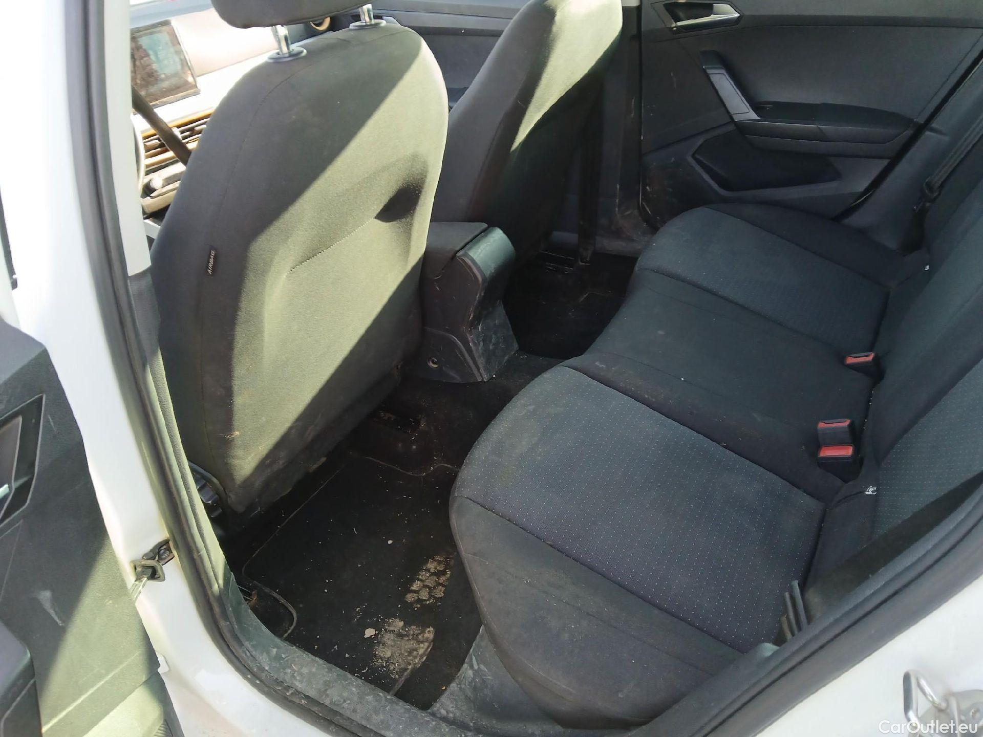  Seat  Arona SEAT  / 2017 / 5P / todoterreno 1.0 TSI 81kW (110CV) Style Plus (AC) #2