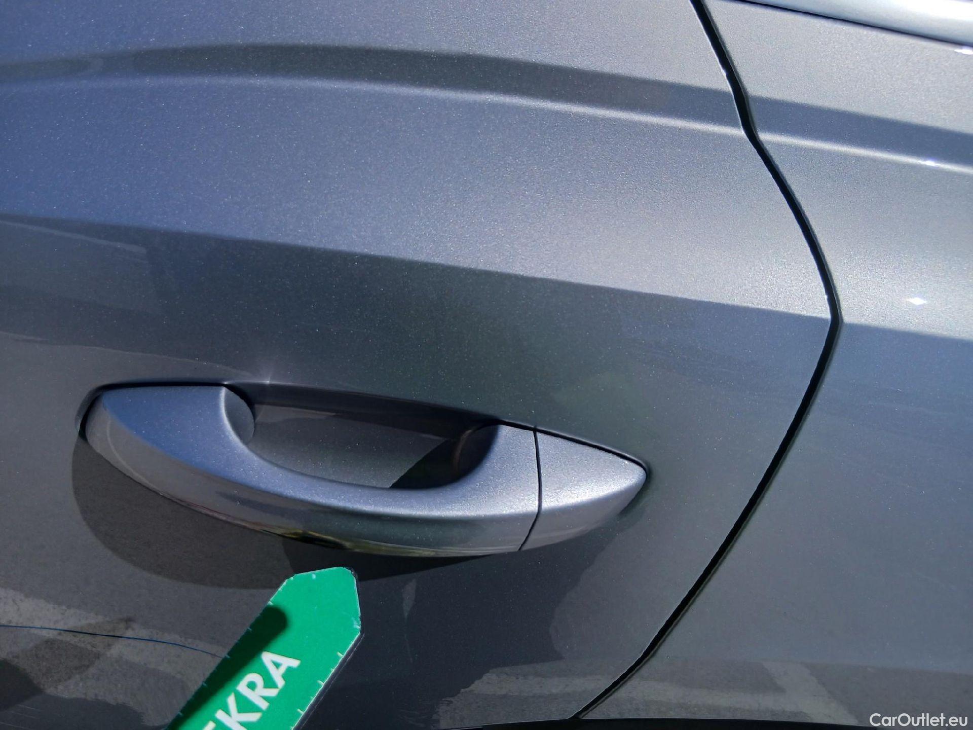  Audi  Q3 AUDI  / 2018 / 5P / todoterreno Advanced 35 TFSI 110kW (150CV) S tronic #21