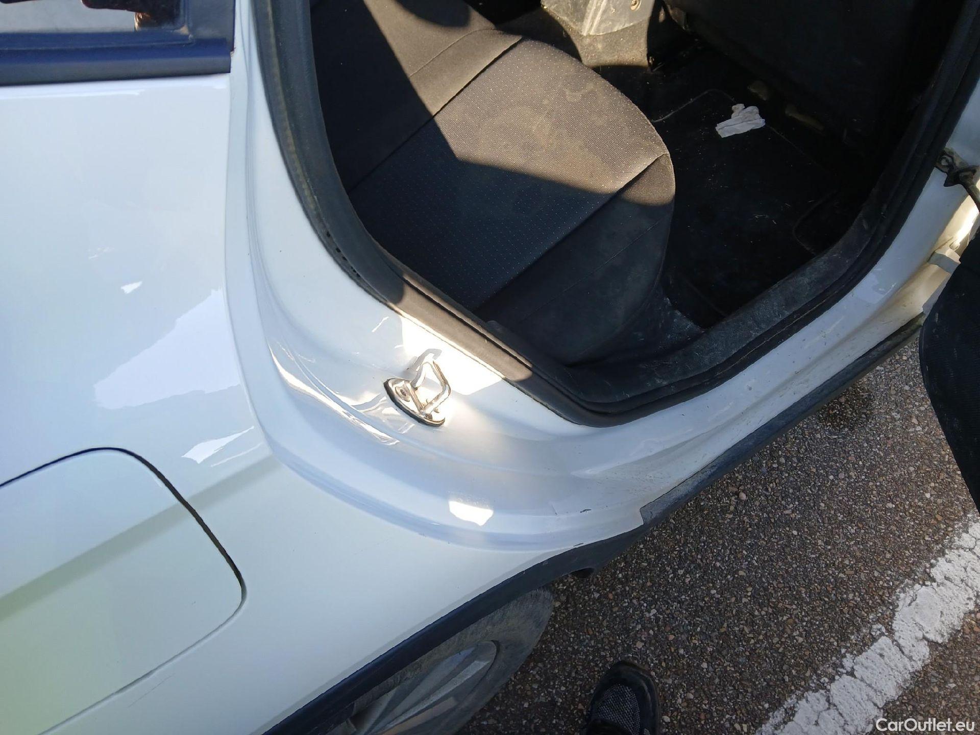  Seat  Arona SEAT  / 2017 / 5P / todoterreno 1.0 TSI 81kW (110CV) Style Plus (AC) #5