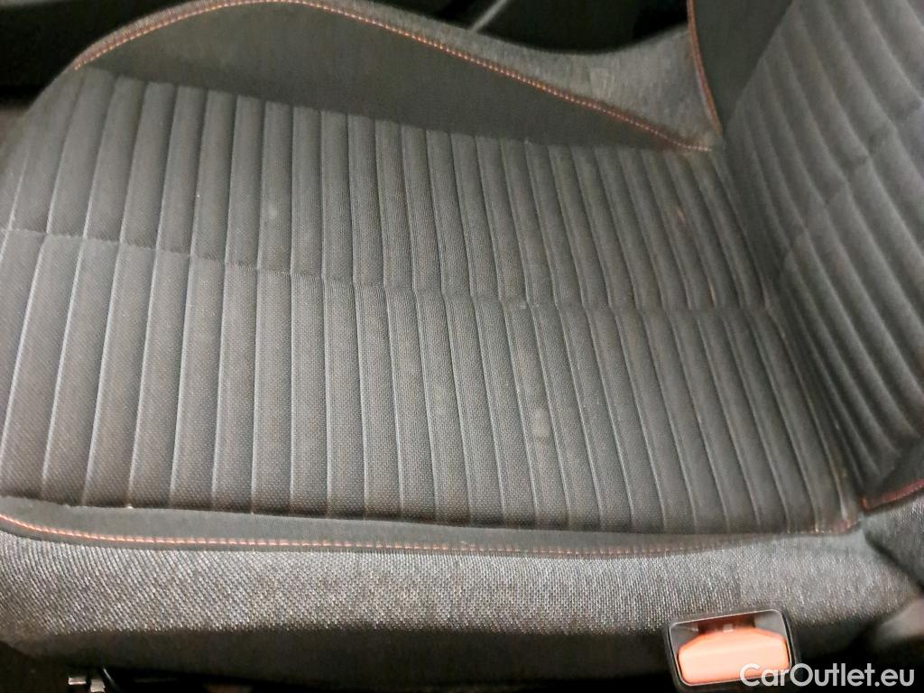  Peugeot  2008 PEUGEOT  / 2019 / 5P / todoterreno Active Puretech 100 S&S BVM6 #6