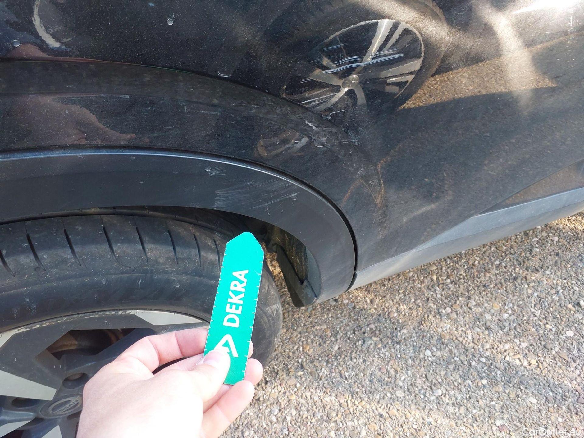  Nissan  Qashqai NISSAN  / 2021 / 5P / todoterreno DIG-T 116kW mHEV Xtronic Premiere Edit.(SL) #35