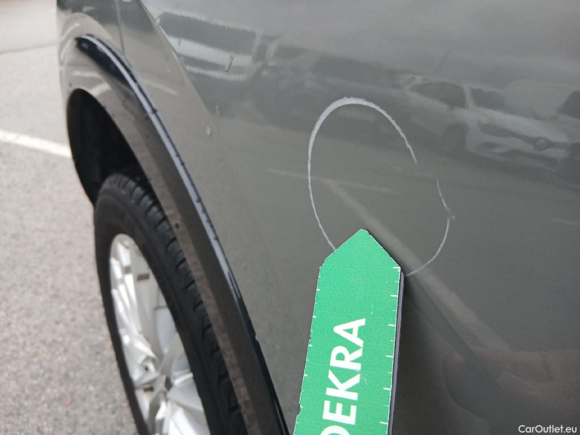  Audi  Q2 AUDI  / 2016 / 5P / todoterreno Design 30 TFSI 85kW (116CV) #49