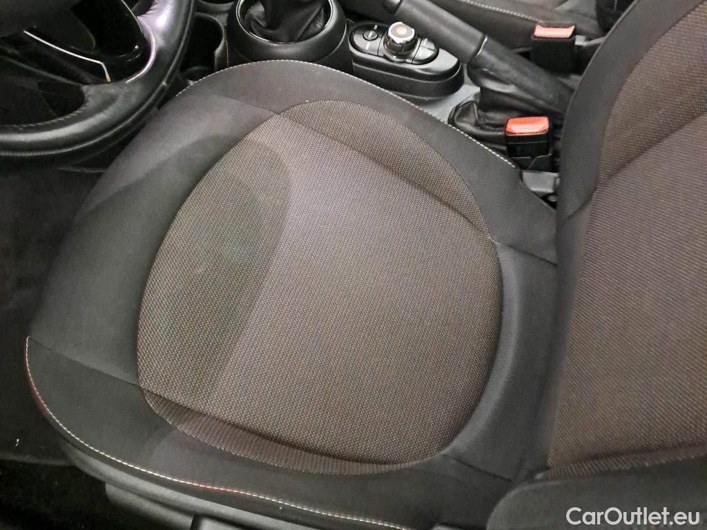  Mini  Cooper MINI MINI / 2014 / 5P / berlina con portón ONE 5 PUERTAS (CX) #3