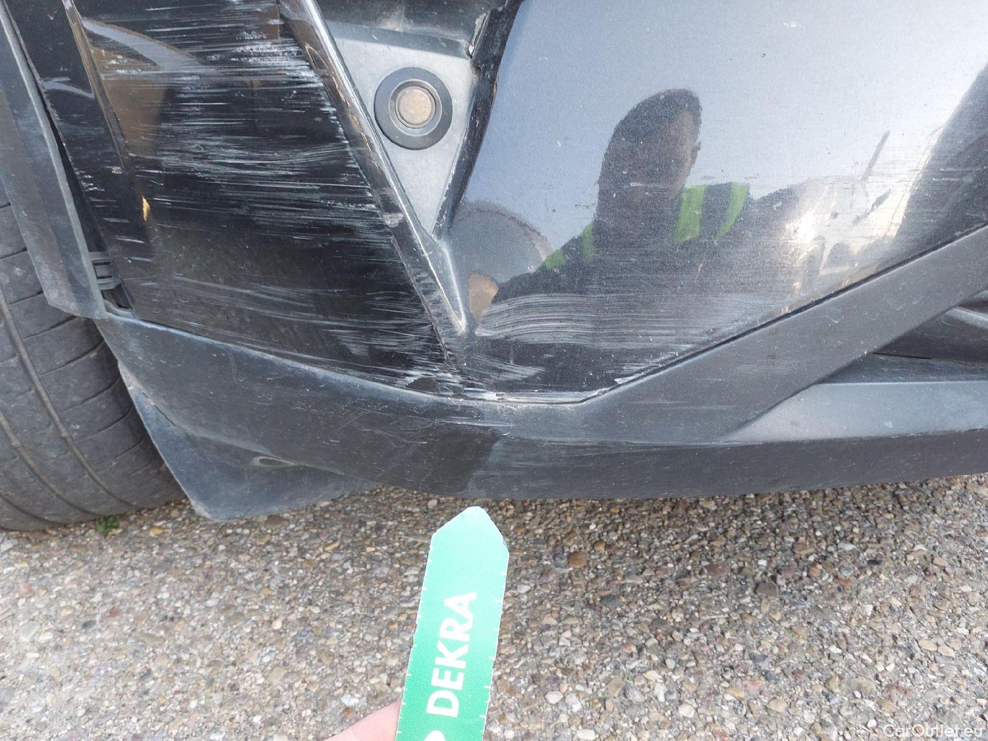  Nissan  Qashqai NISSAN  / 2021 / 5P / todoterreno DIG-T 116kW mHEV Xtronic Premiere Edit.(SL) #15